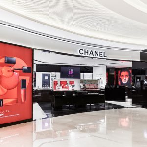 THE NEW CHANEL FRAGRANCE AND BEAUTY BOUTIQUE AT TUNJUNGAN PLAZA 4 SURABAYA