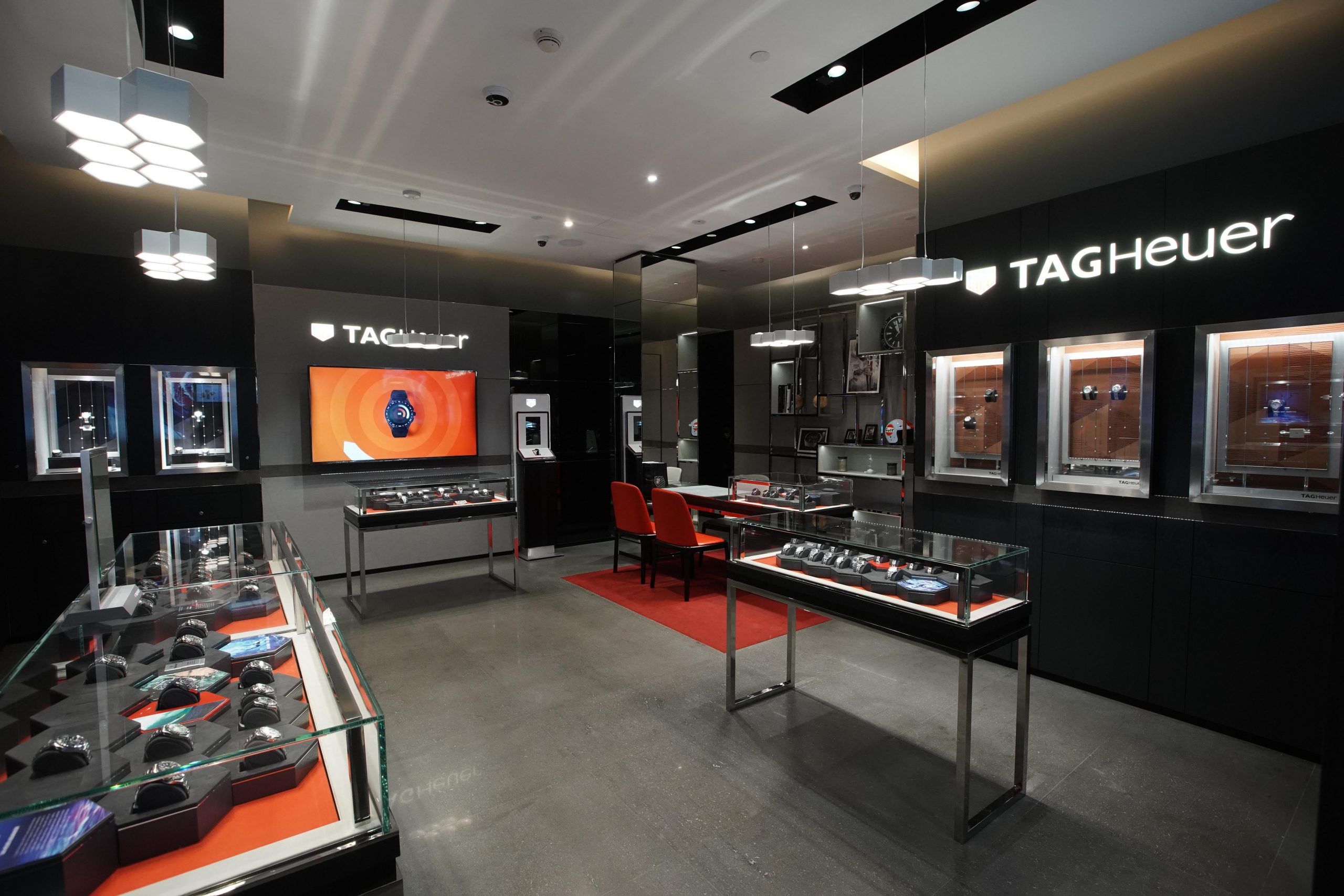 TAG Heuer Stores Time International