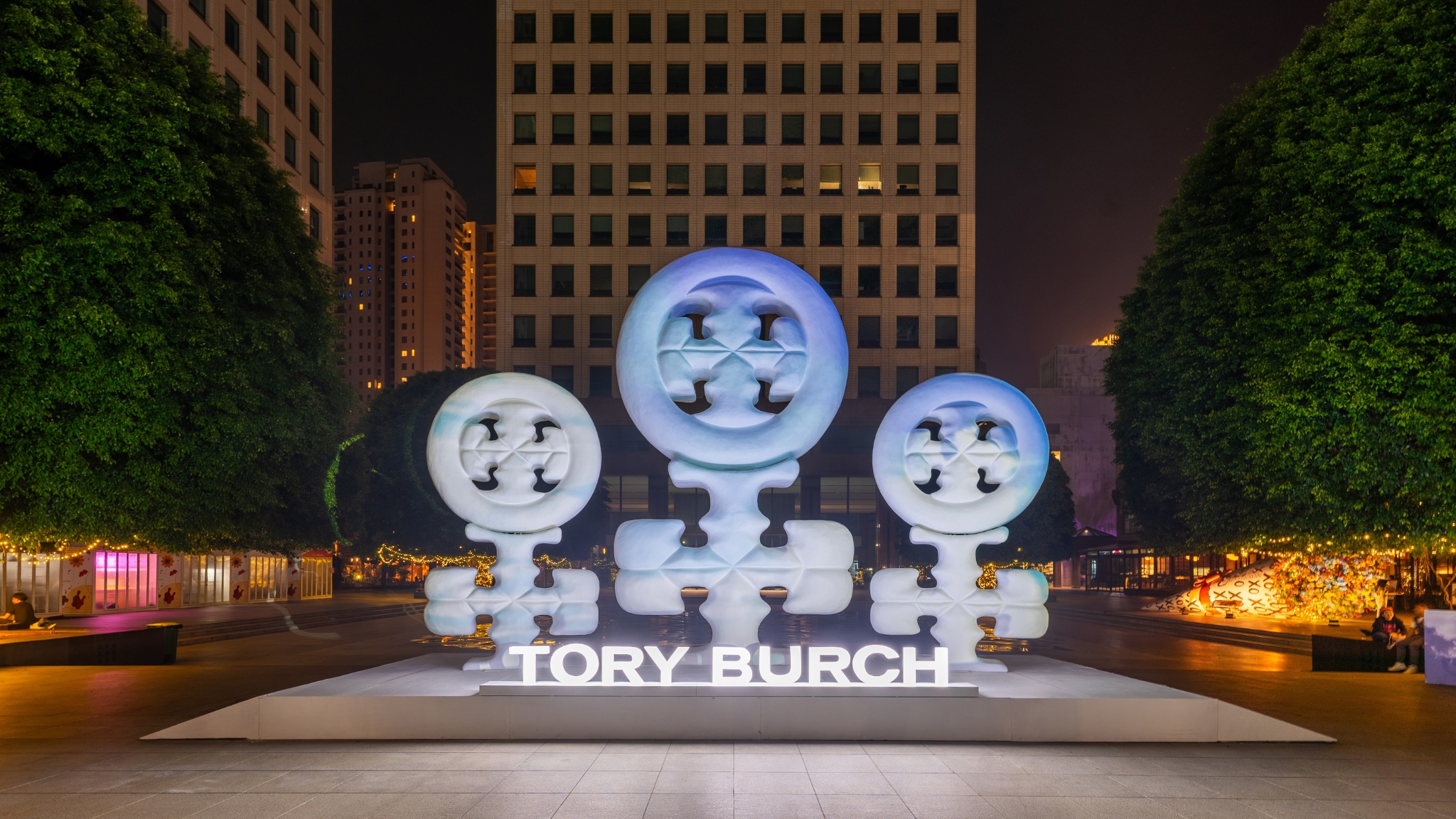 Tory Burch Celebrates a Decade in Indonesia