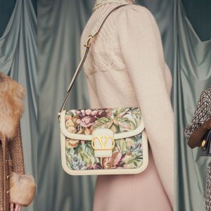 Unveiling Avant Les Débuts, Alessandro Michele’s First Collection for VALENTINO