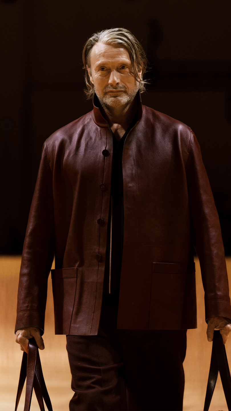 Mads Mikkelsen Closes ZEGNA Summer 2025 Fashion Show