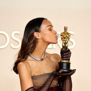 Zoe Saldaña Unveils New Cartier Jewellery at the Oscars