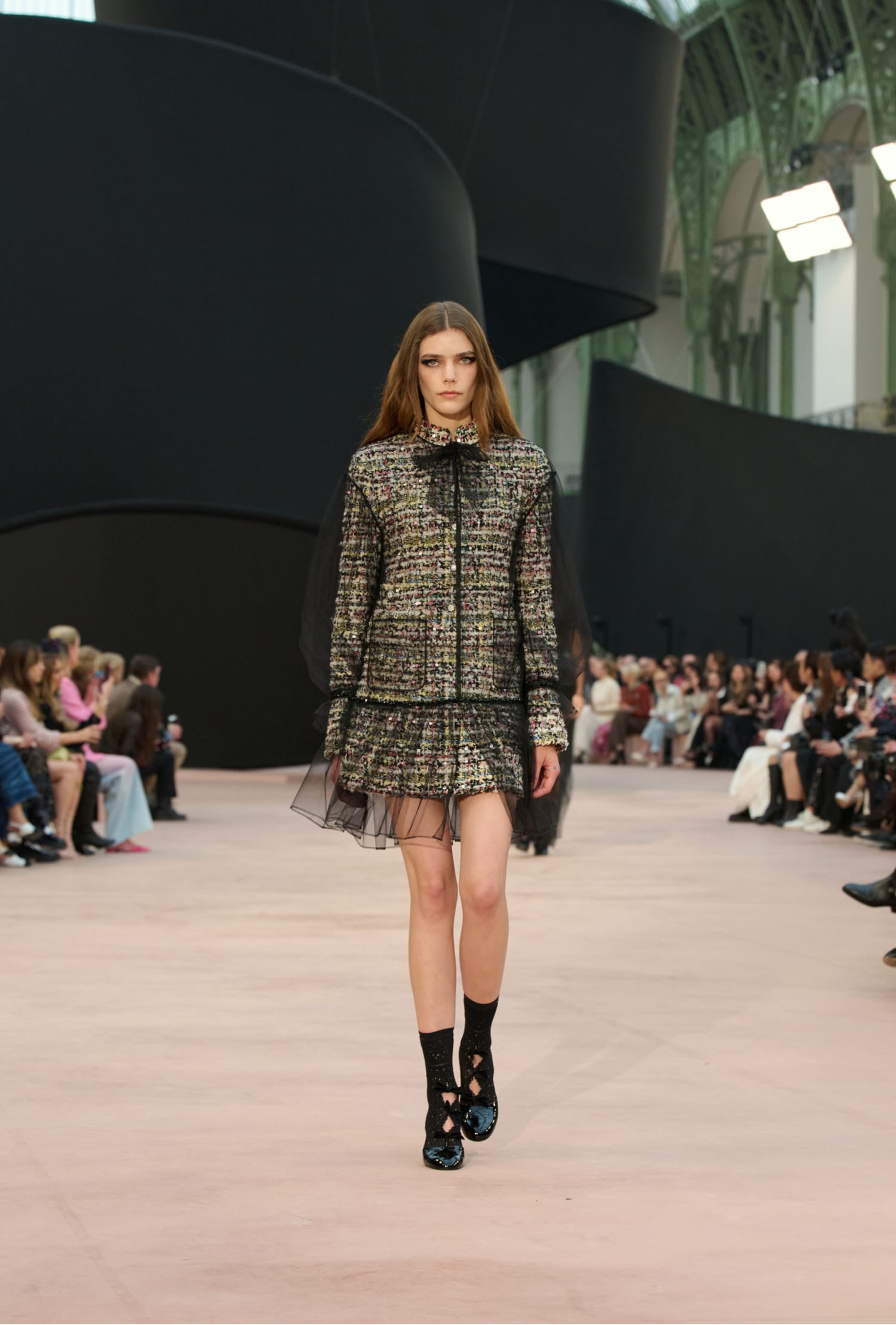 chanel_fw-2025-26-rtw-copyright-chanel-look-08-LD