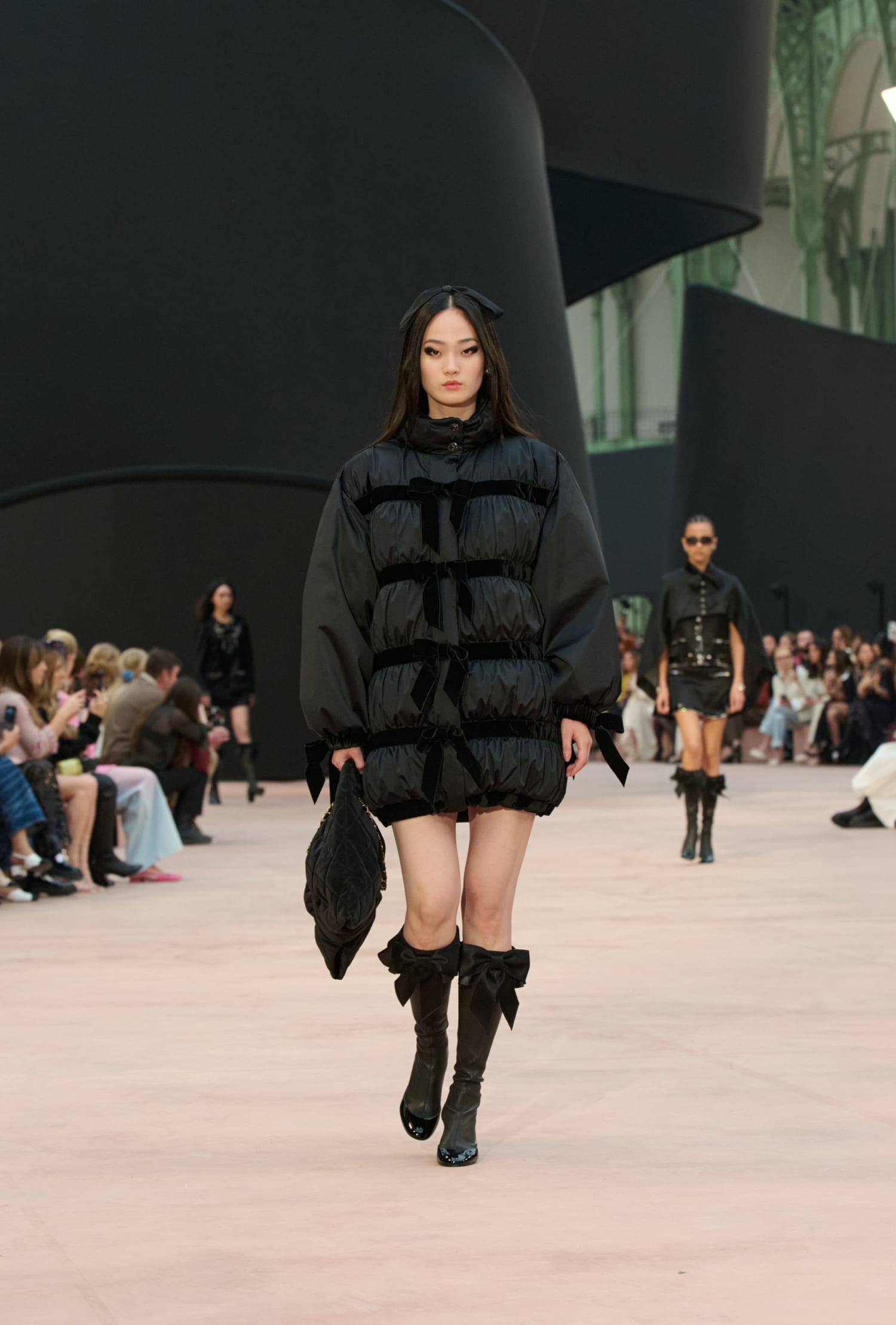 chanel_fw-2025-26-rtw-copyright-chanel-look-38-LD