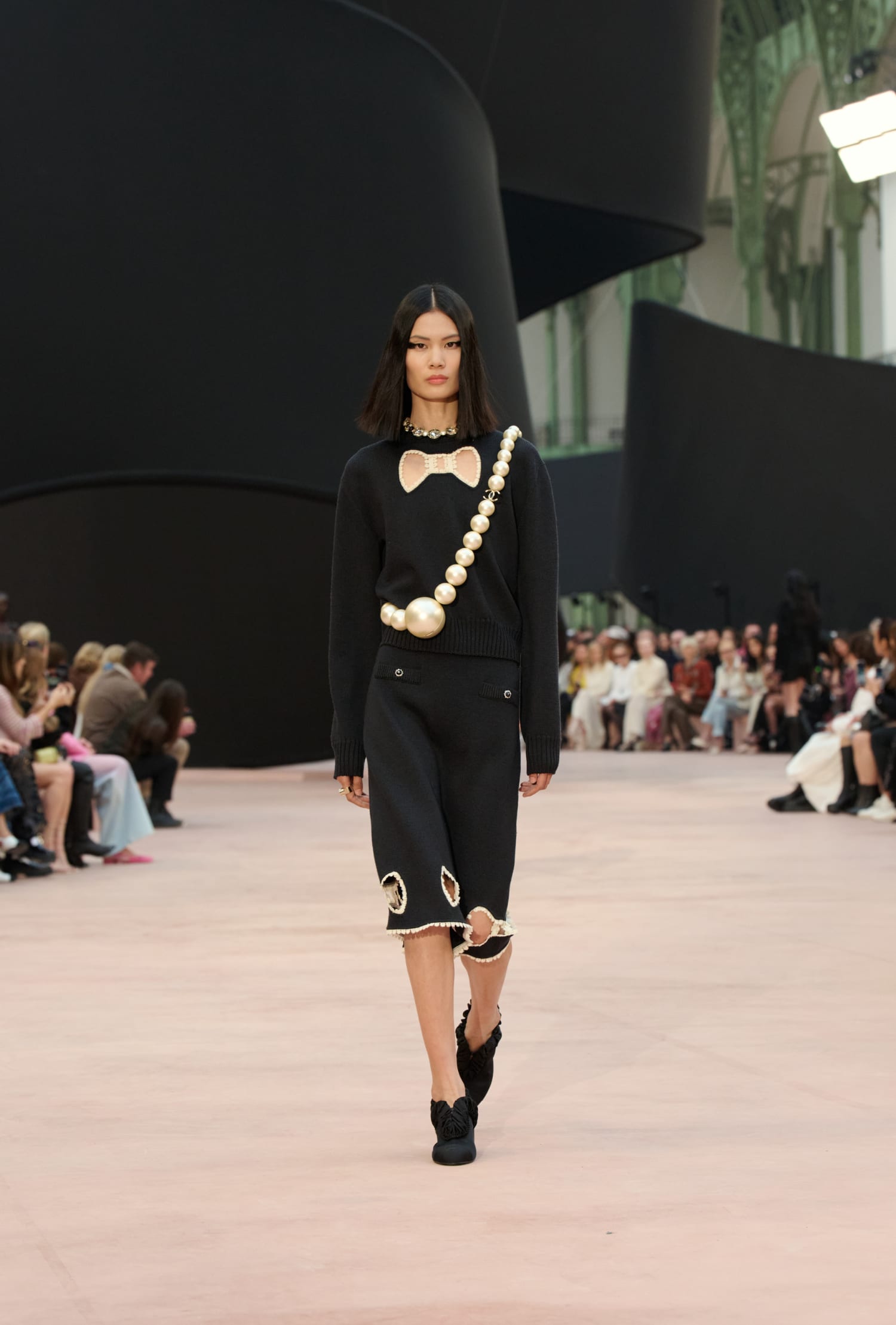 chanel_fw-2025-26-rtw-copyright-chanel-look-44-LD