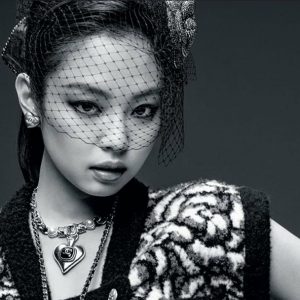 BLACKPINK’s Jennie Sporty Winter Style in CHANEL Coco Neige Collection